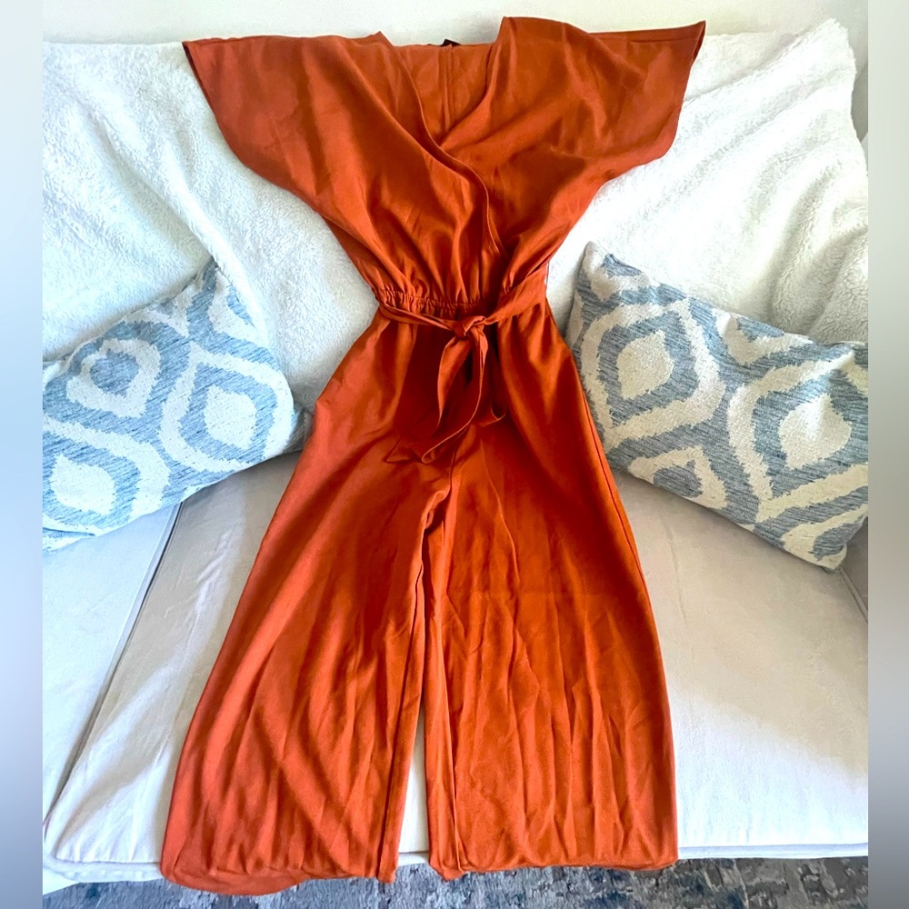 Forever 21 burnt orange jumpsuit size small